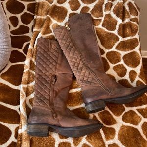 Steve Madden boots